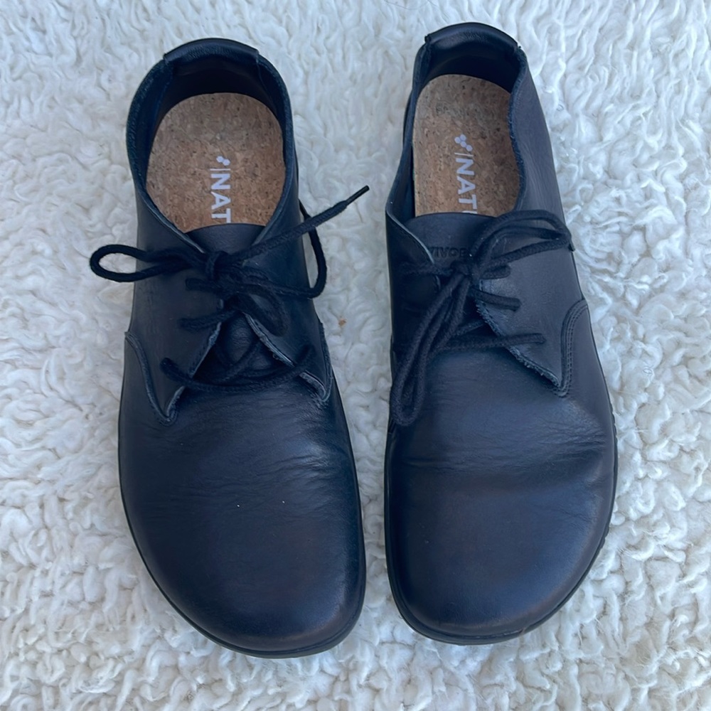 Vivobarefoot Men's RA II Classic Oxford RA II MENS. Size 41. New without tags.